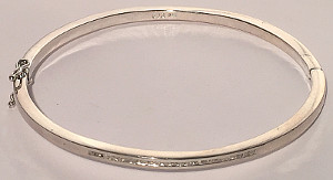 Sterling Silver Bangle set with Row of Diamonds 0.23Ct