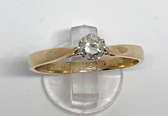 25pt Diamond Solitaire 9 carat Gold Ring I1-SI2